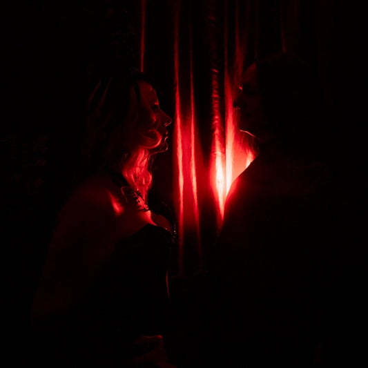 B + F : A Vegas style headpiece and the first 666 Wedding of June